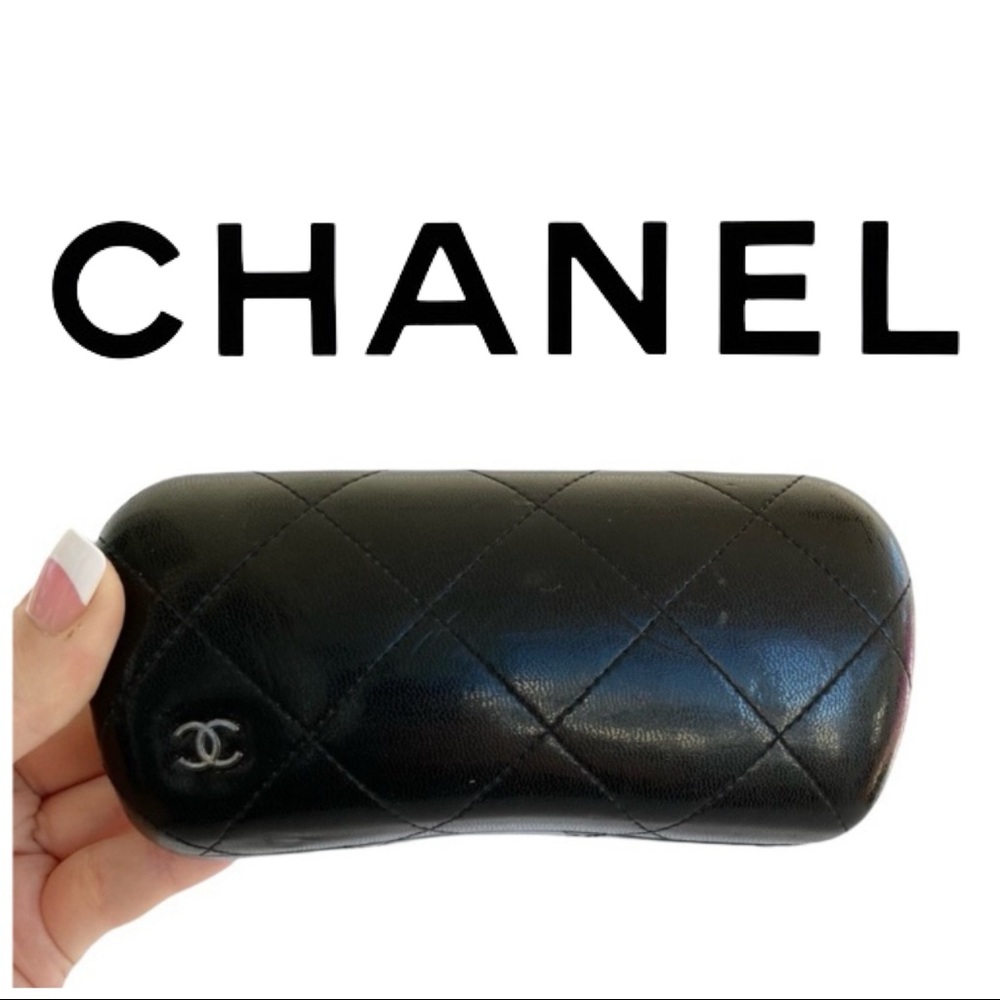 Authentic CHANEL Black Quilted Sunglasses Hard Shell Travel Case